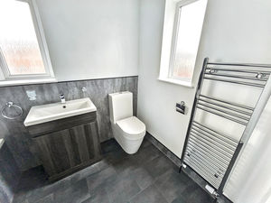 Photo 25- click for photo gallery